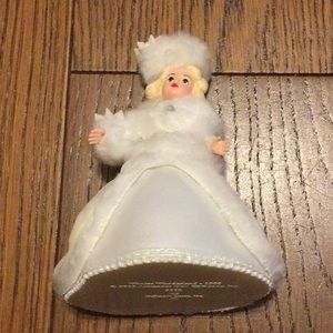 Madame Alexander Winter Wonderland 2002